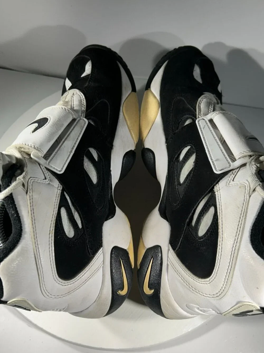 Nike Air Diamond Turf 2 Mens Shoes Size 9 White Black Leather Sneakers Mid Top